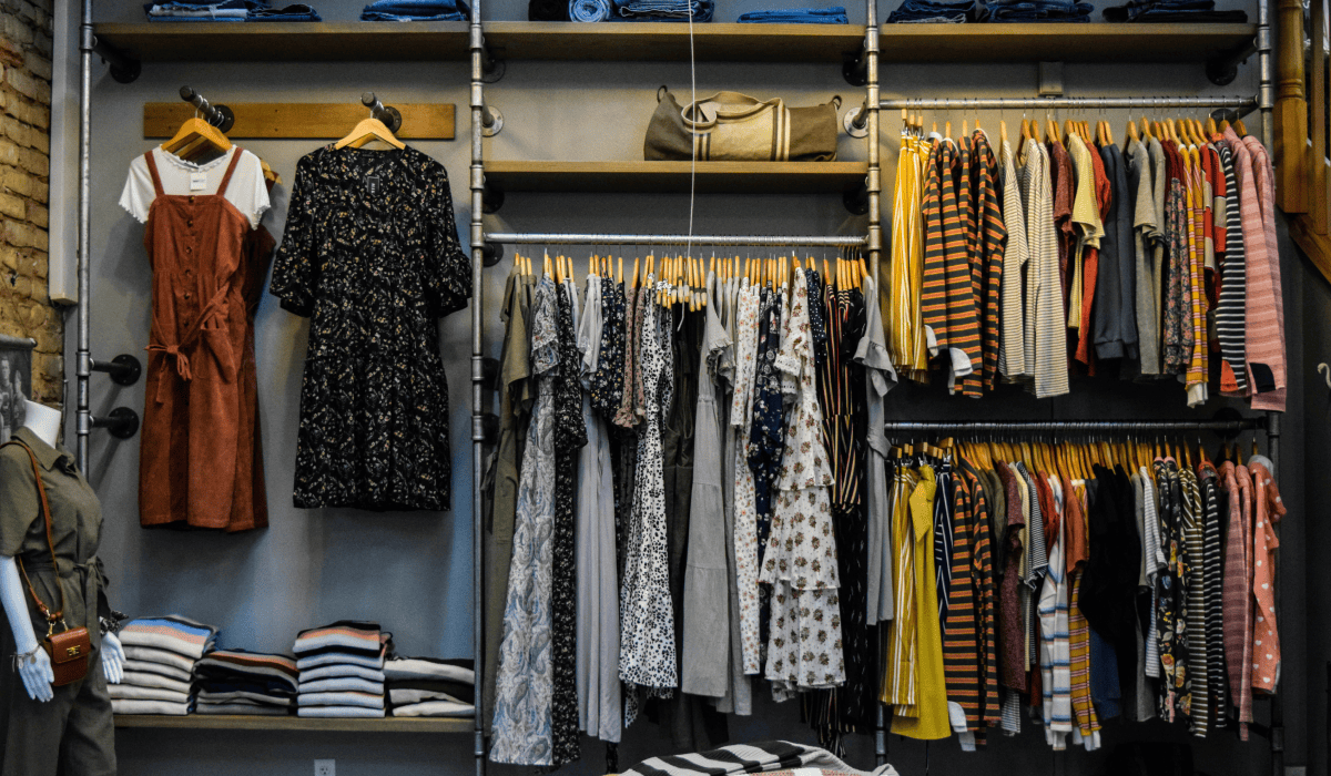How to Transition Your Wardrobe from Season to Season Burgess Milner OYYE4g I5ZQ Unsplash 1